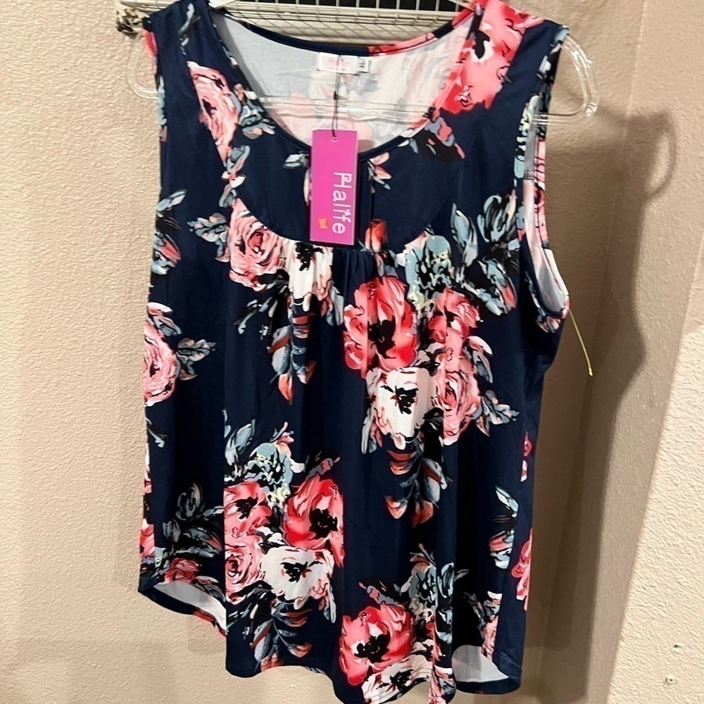 𝅺HALIFE tank top